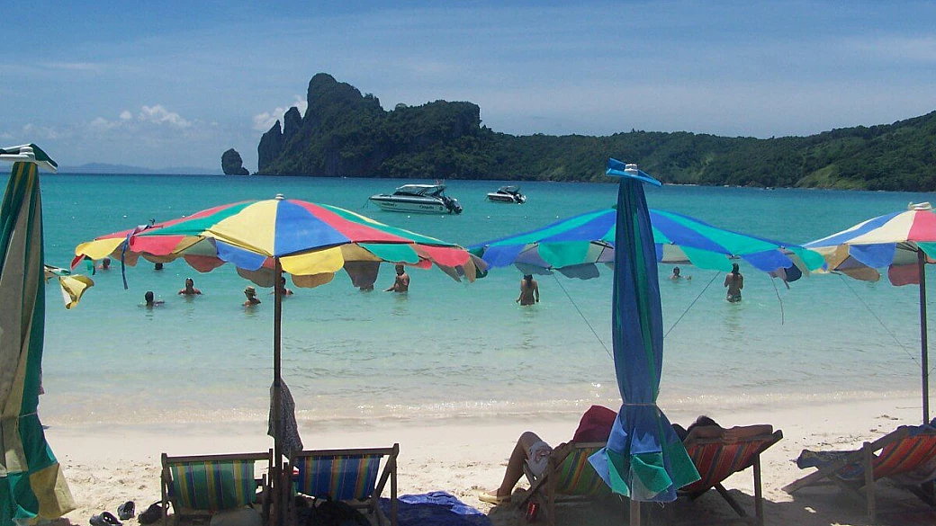 phuket, singapore, chiang mai e bangkok