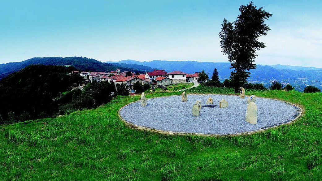 un paese di pietra, per caso