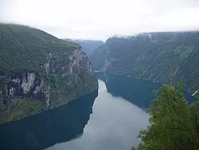 prekestolen-595au