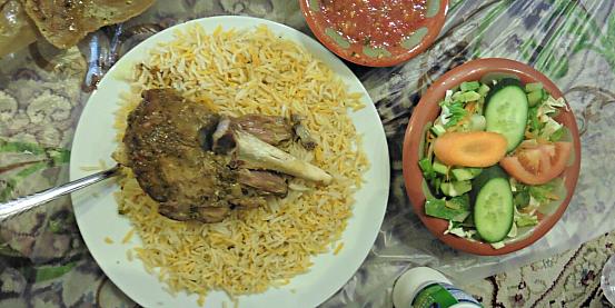 pranzo nel qatar