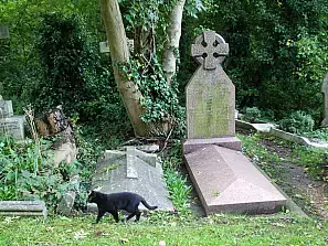 clichè di al cimitero di highgate, londra