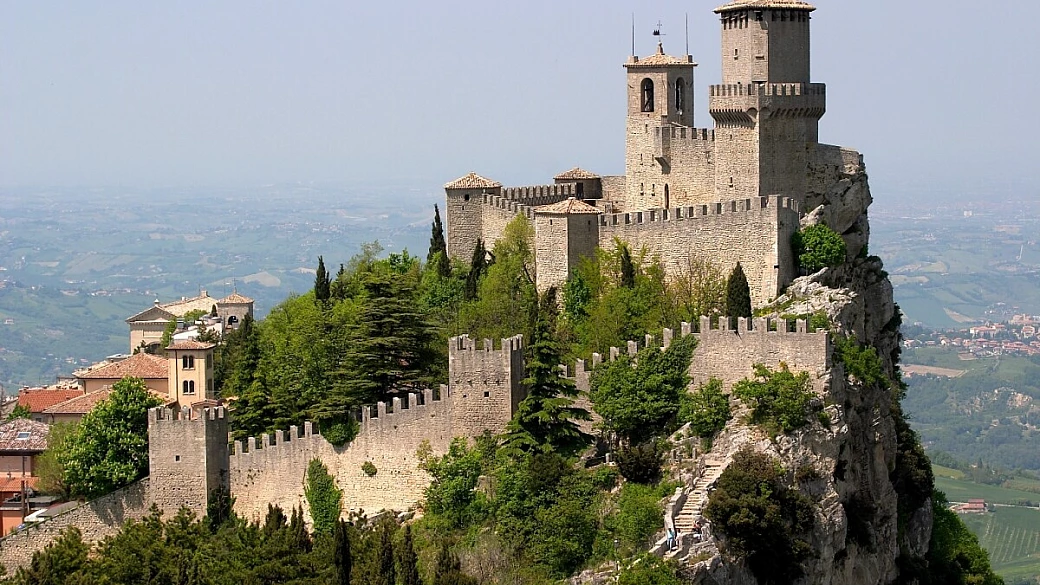 mostre tra san marino e rimini