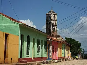santiago-de-cuba-panorama-nuhde