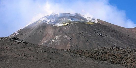 NON E' LA LUNA - eruzione 2006