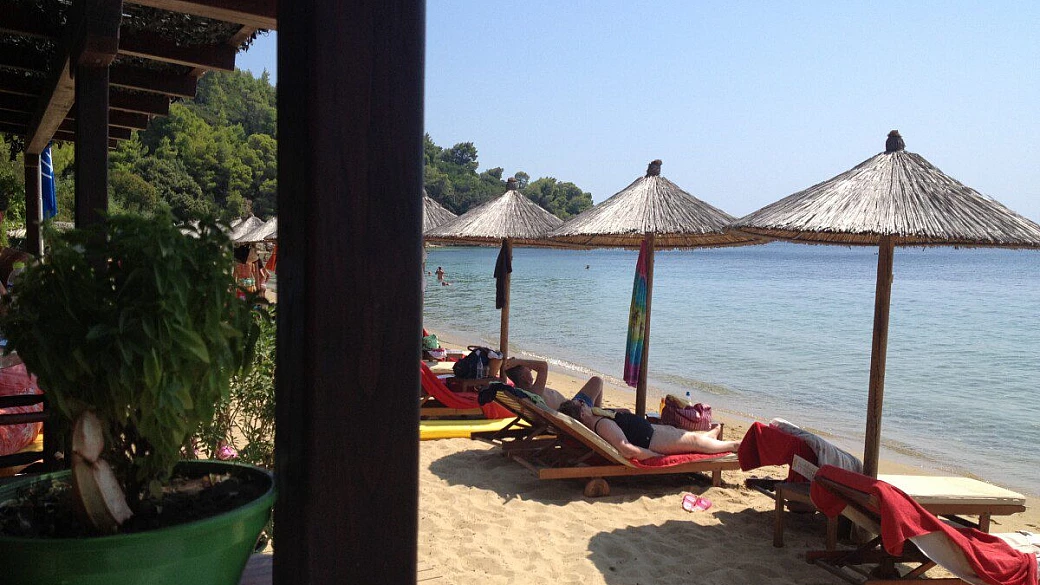 skiathos e skopelos, due isole splendide per tre donne fantastiche