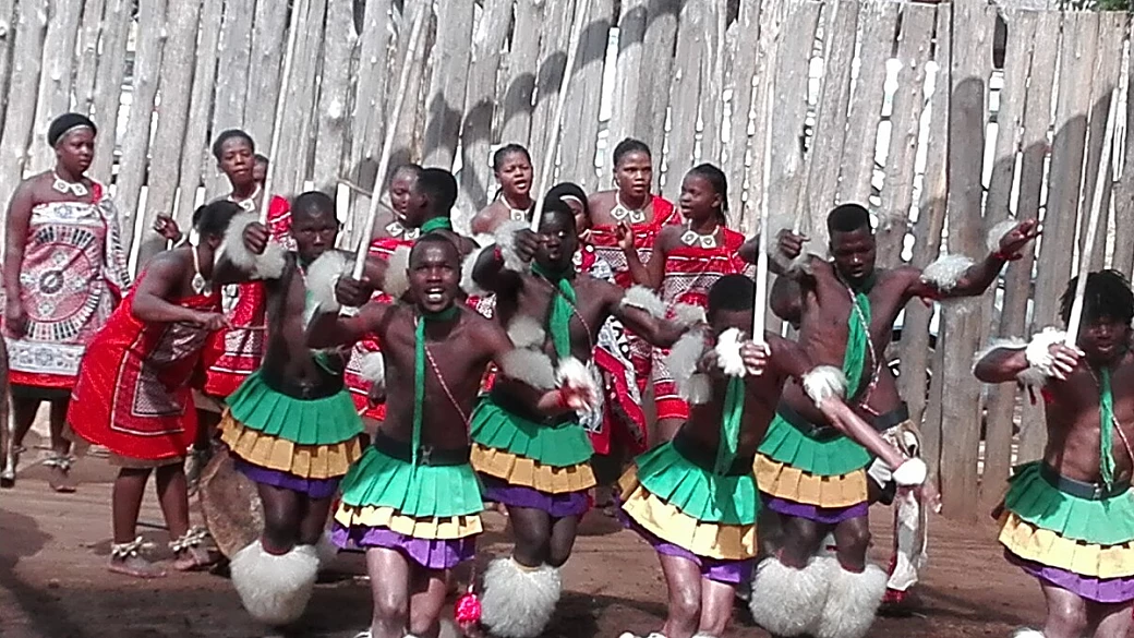 sudafrica: un arcobaleno nella notte