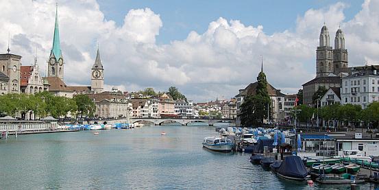 in svizzera tra laghi e città d'arte