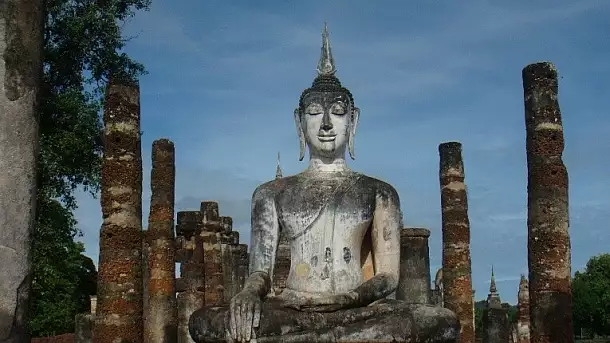 thailandia, viaggio tra natura, misticità e sorrisi