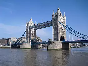 tower-bridge-quartiere-2b4v7