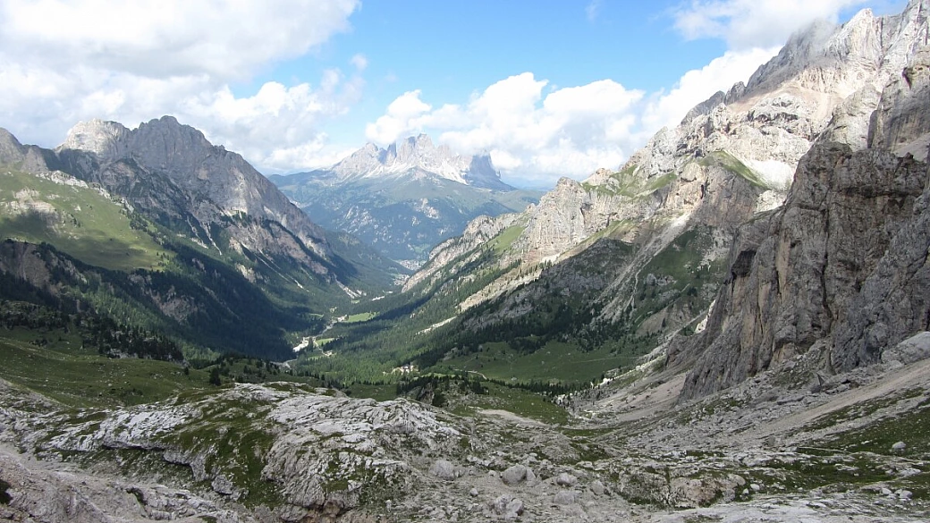 trekking sulla marmolada, la panoramicissima regina delle dolomiti