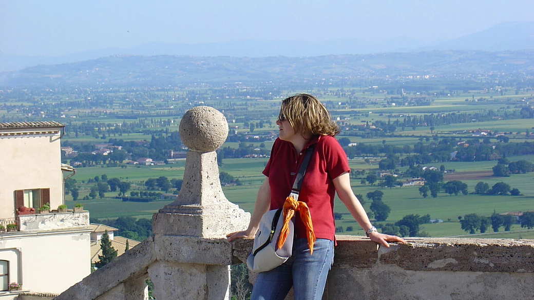 turisti per caso in primo piano: holderlin intervista annie