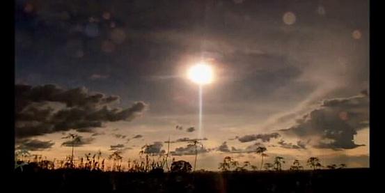 eclissi di sole in uganda: avventura tra cielo e terra