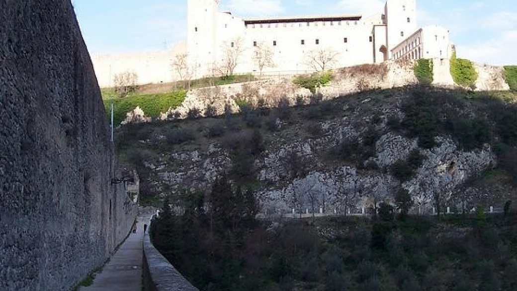 carnevale senza maschere, nè carri allegorici