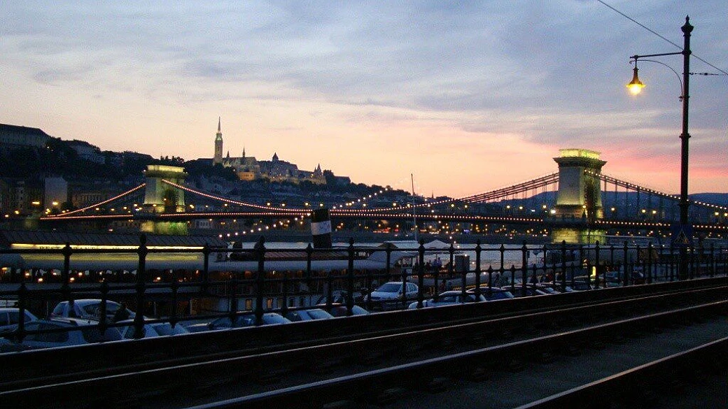 breve ma intensa budapest