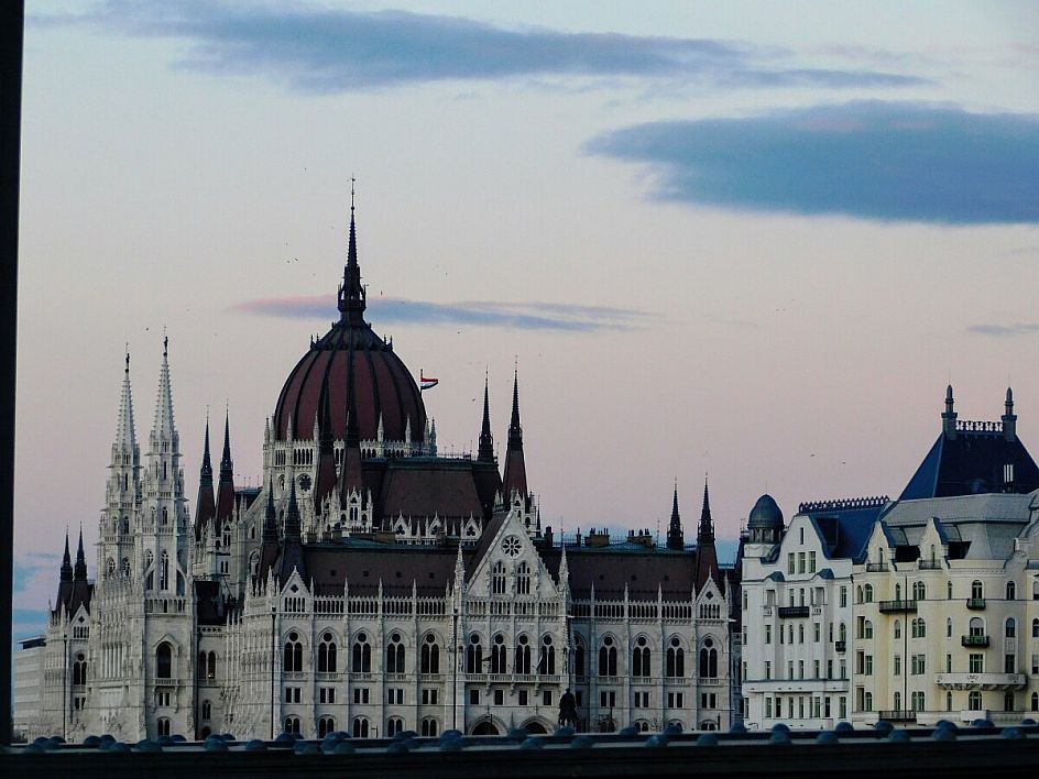 parlamento di budapest 2