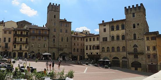 Arezzo 3