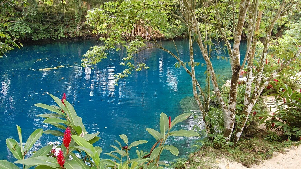 vanuatu, isole di fuoco e felicità