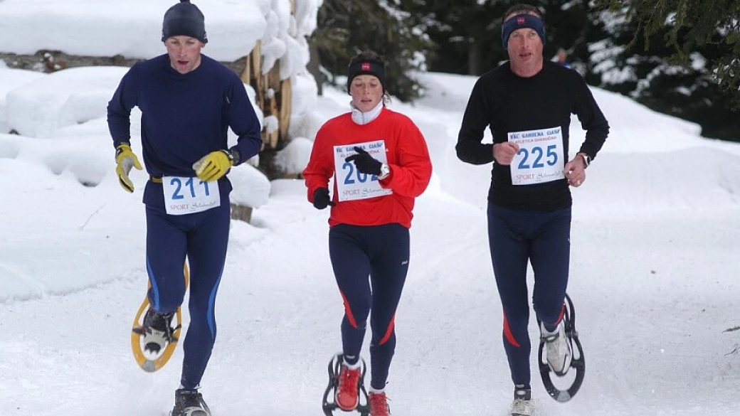 sul monte pana per la corsa con le ciaspole