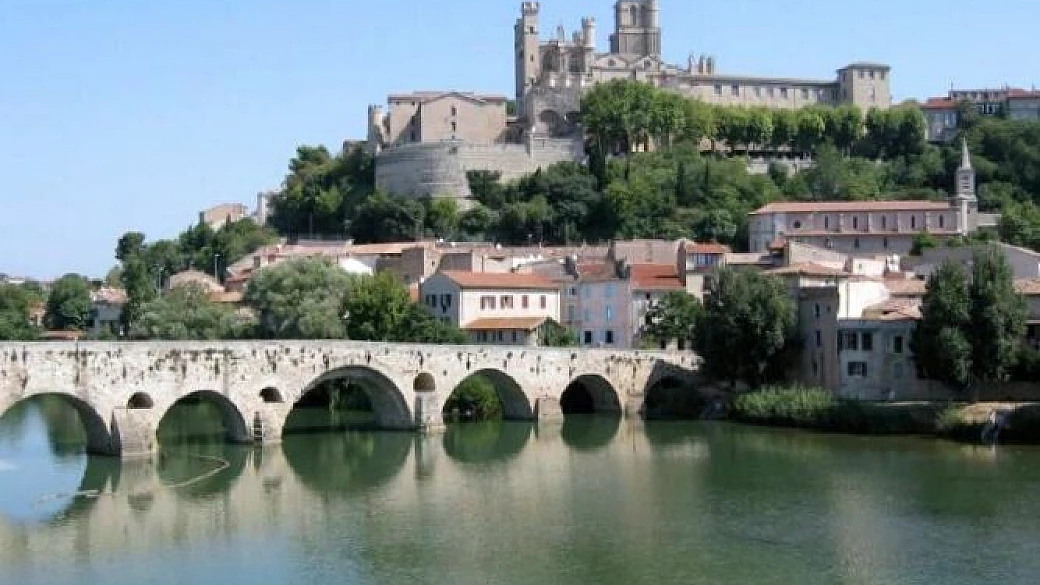 parigi, dintorni e castelli della loira ad agosto