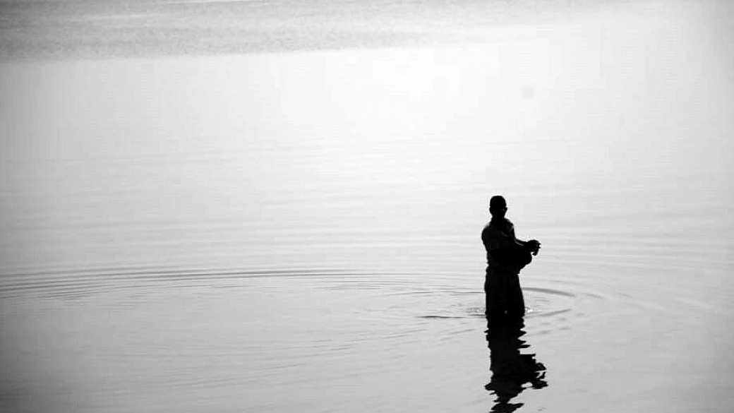 causa uragano dirottati si cuba..