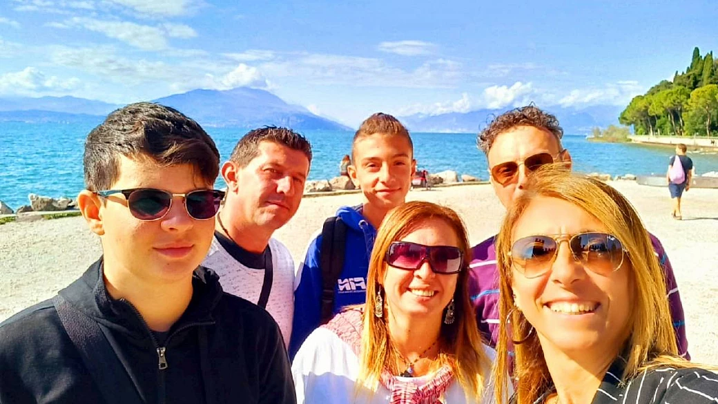 lago di garda: sembra il mare ma non è... un mare tra le montagne