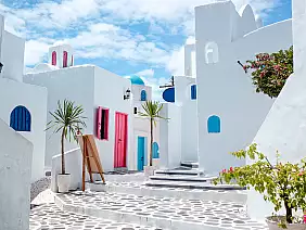 travel,mediterranean,aegean,of,traditional,cycladic,santorini,white,houses