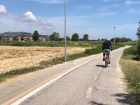 a3087832_7442_448f_9c34_dcba9c2c1a3a