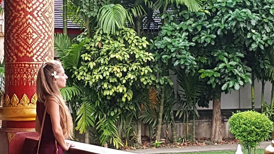 il tempio wat chedi luang a chiang mai in thailandia