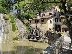 fb_img_1645097634992