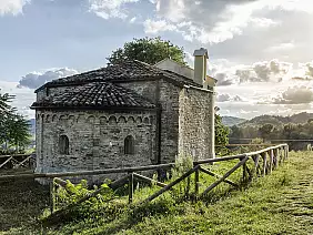 gita romanico astigiano