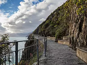 cinque terre_290051357