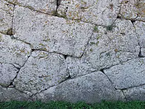 02_alatri_mura_megalitche_adelearati