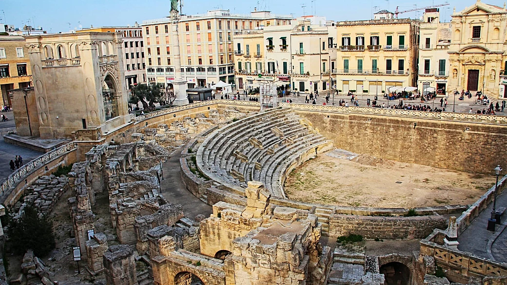 una passeggiata nel barocco salentino, tra lecce e i ricami in pietra della sua provincia