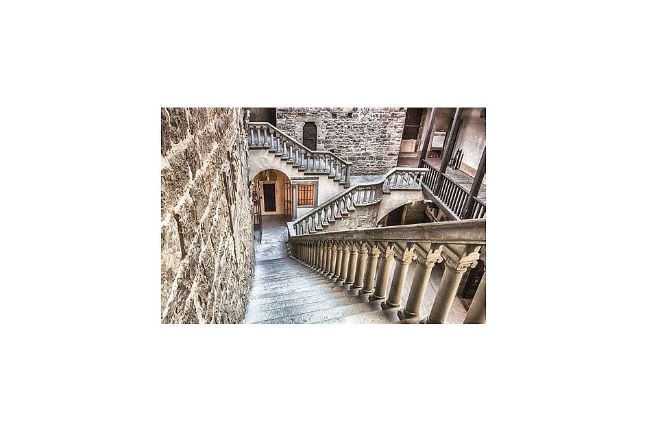 scalinate del castello di poppi