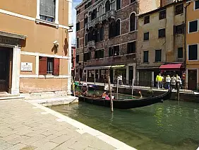 288216907_977797376239012_2420589555621730935_n