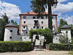 castello_di_sneznik_in_slovenia