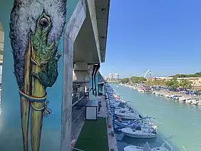 dc04293e_253c_4c29_9e77_d42bed3b219b