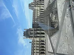 parigi_22_00176_museo_del_louvre