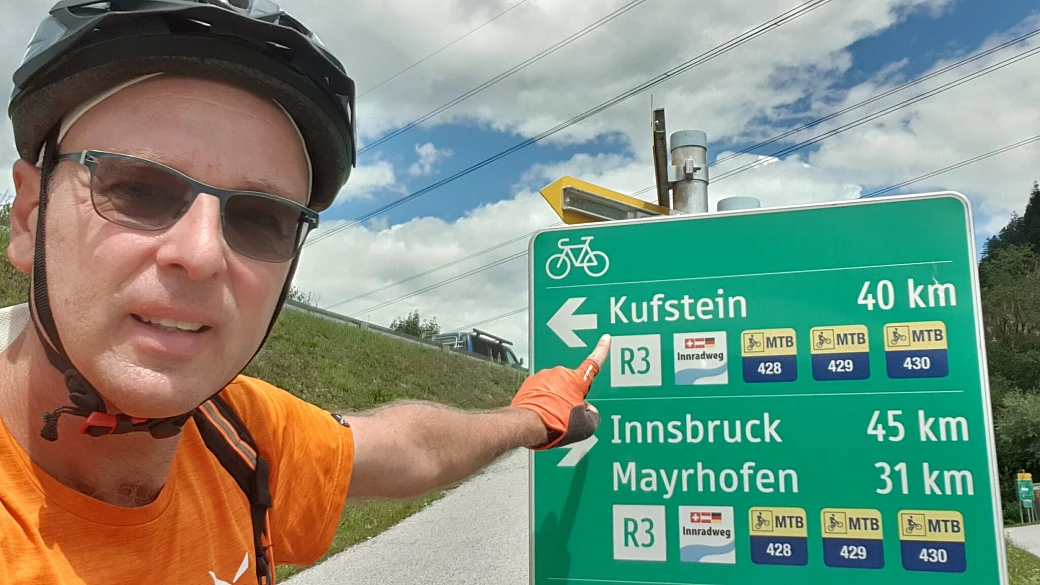 simone frignani e la mitteleuropa in bici