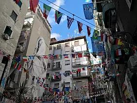 il_folklore_dei_quartieri_spagnoli