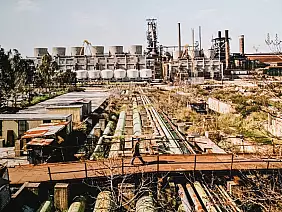 lo_scempio_di_italsider_a_bognoli_in_uno_scatto_di_francesca_sciarra