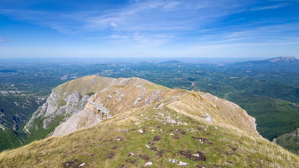 sibilla, la leggenda della grotta e della sua maga
