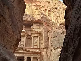il_tesoro_di_petra_compare_dal_siq