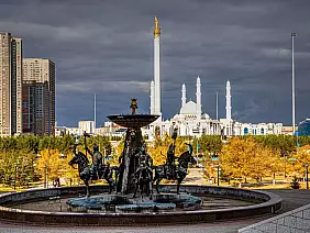 astana_fontana_dei_guerrieri_sak