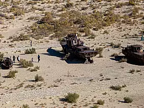 moynaq_cimitero_dei_pescherecci