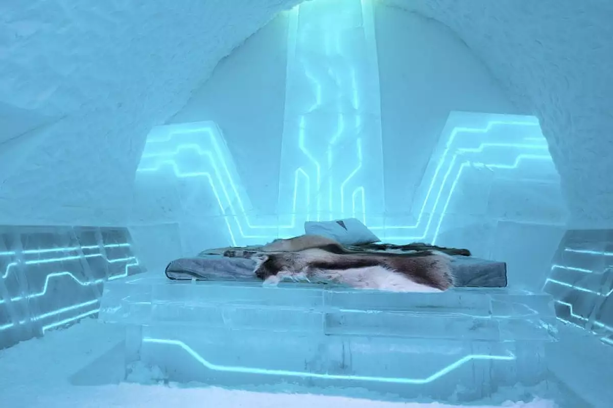 ice_hotel