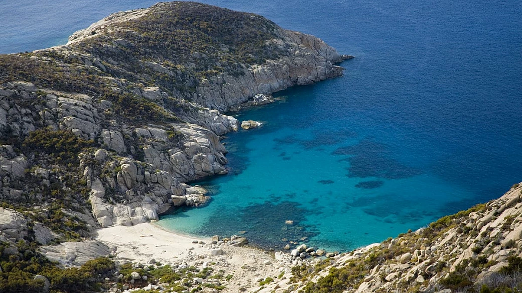isola di montecristo, ecco come prenotare una visita nell'isola più inaccessibile d'italia