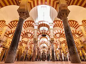 interior,of,the,cathedral,and,former,great,mosque,of,cordoba