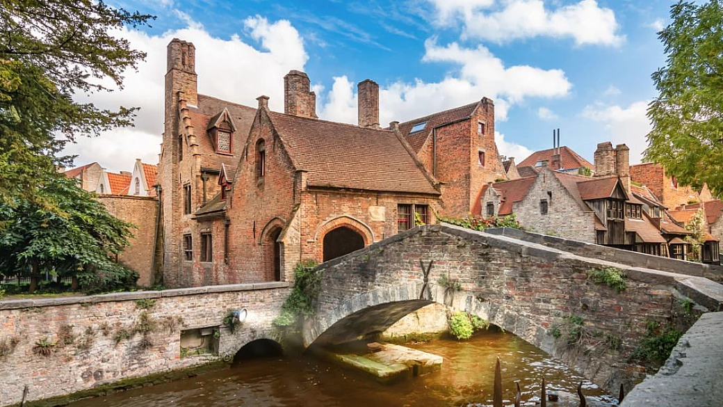 san valentino in belgio, un romantico tour delle fiandre tra bruxelles e bruges
