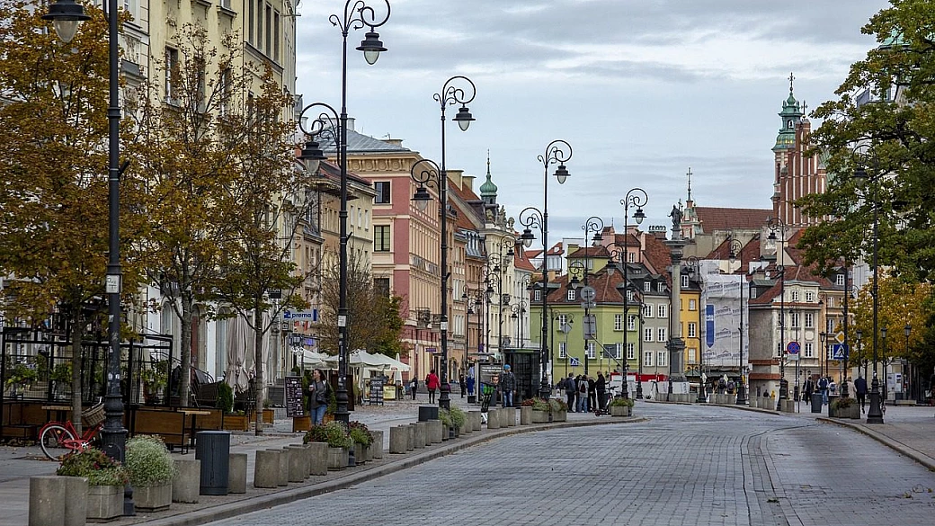 tg del turismo: varsavia, viaggi a tema, syusy da cuba